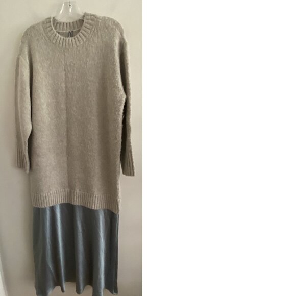 By Anthropologie Long-Sleeve Twofer Sweater Slip Midi Dress MP PM thread pulls - Picture 5 of 9